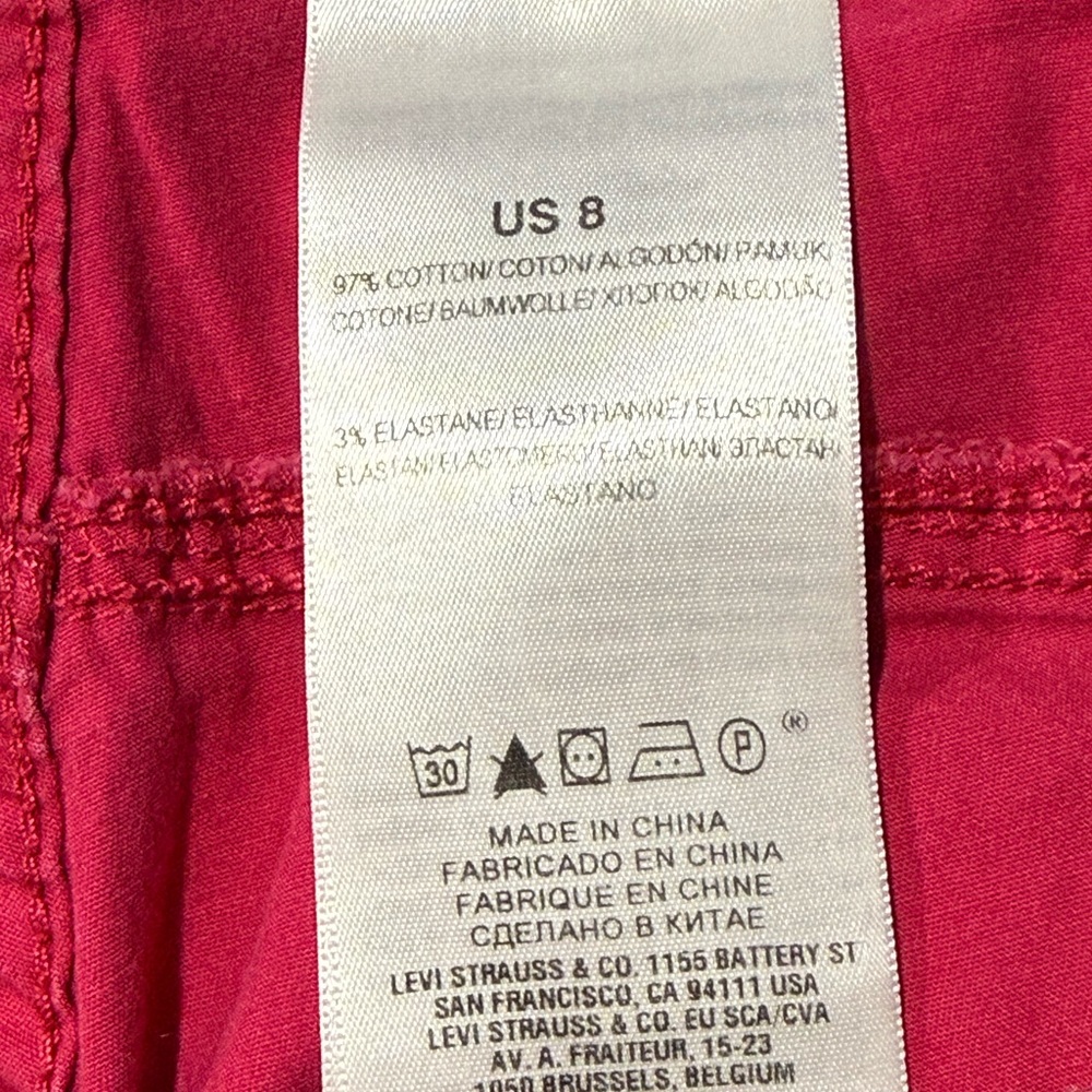 Dockers Raspberry Pink Capris - Picture 4 of 6